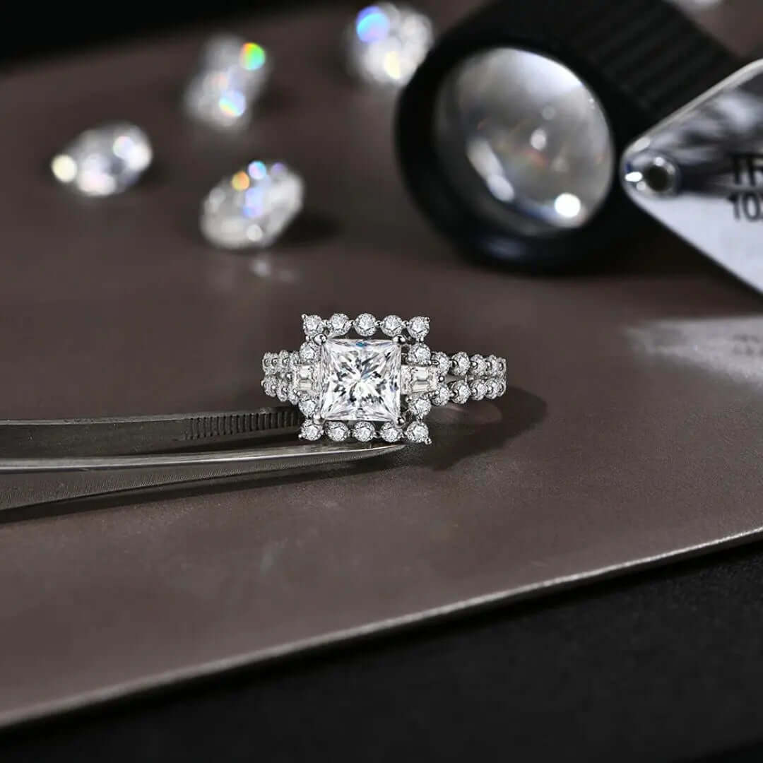 Amarélle d’Or – Moissanite Luxe Ring Amora Maison