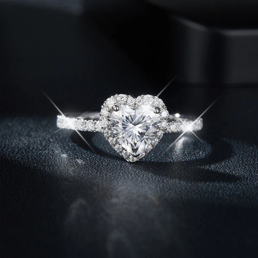 Amour Halo - Moissanite Ring met Zirkoon en 18k Wit Goudplating