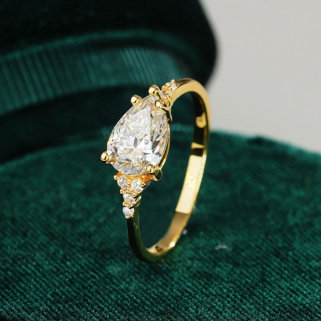 AquaDrop - 18k Goldplated S925 Zilveren Moissanite Ring Dames 1.5CT