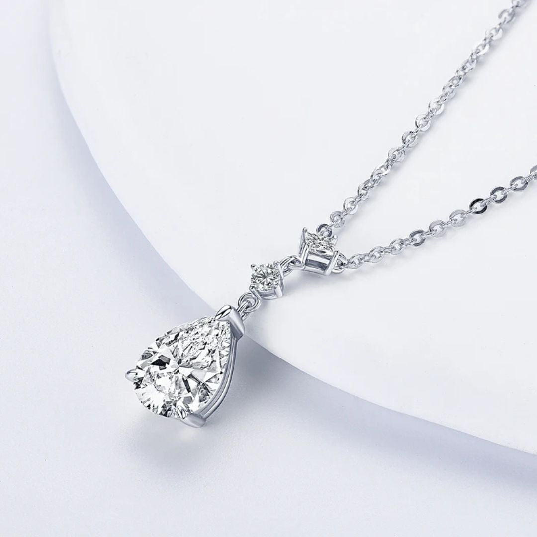 Aqua Luster - 925 Zilveren Moissanite Waterdruppel Ketting Dames 2CT met Goldplating