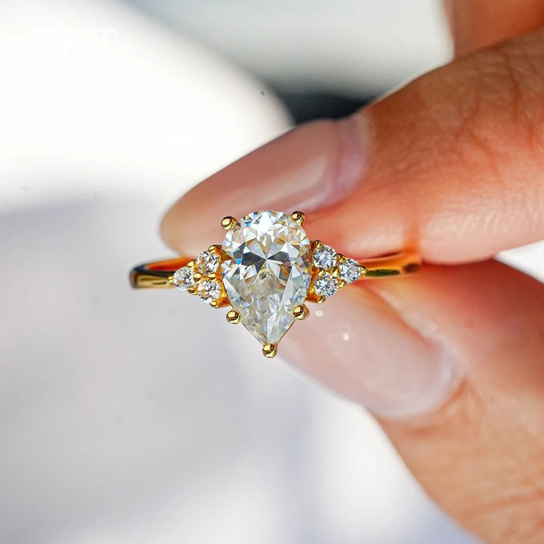 AquaPearl - 18k Goldplated S925 Zilveren Moissanite Ring Dames 1.5CT