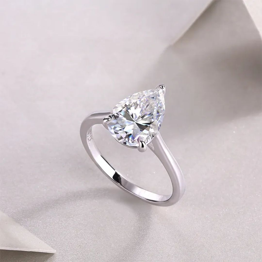 Aqua Serenade - Moissanite Verlovingsring 18k Wit Goudplating 1-4CT