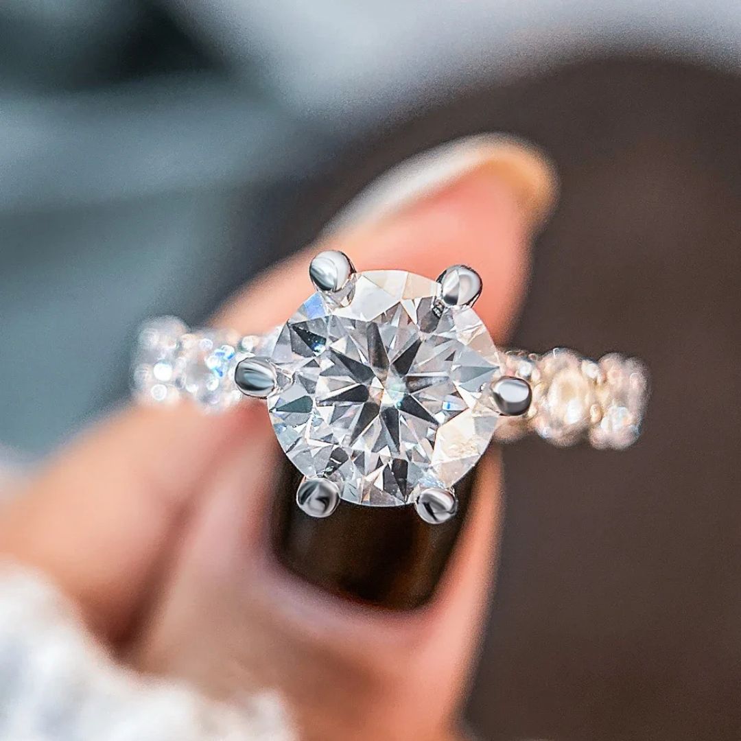 Astrielle Eternity - High End Moissanite Ring
