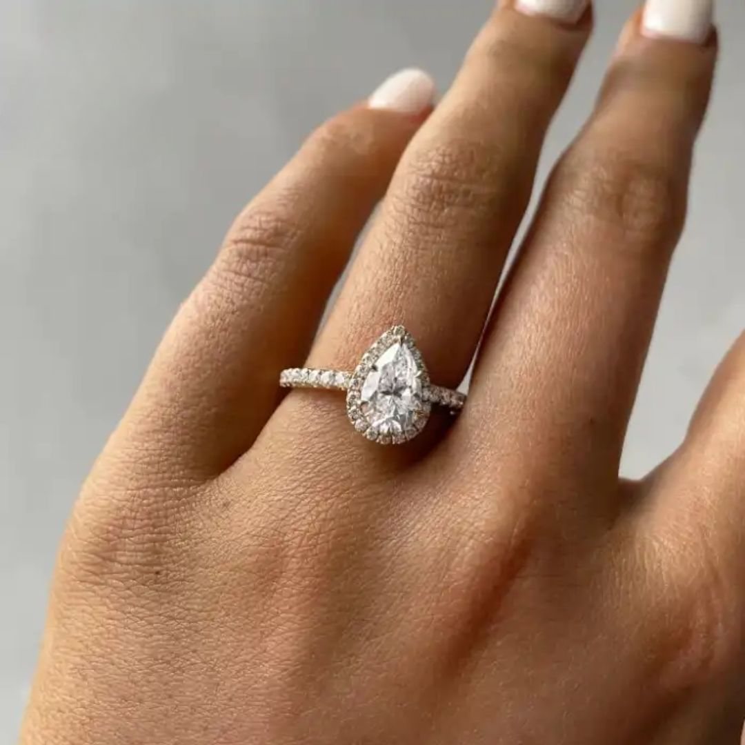 Aurelia Doré - 18k Goldplated Luxe 2CT Moissanite Peer Cut Dames