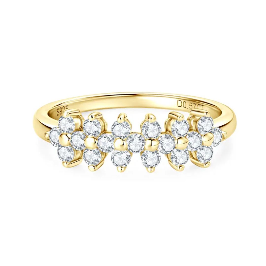 Aurora Bloom - Luxe Moissanite Ring