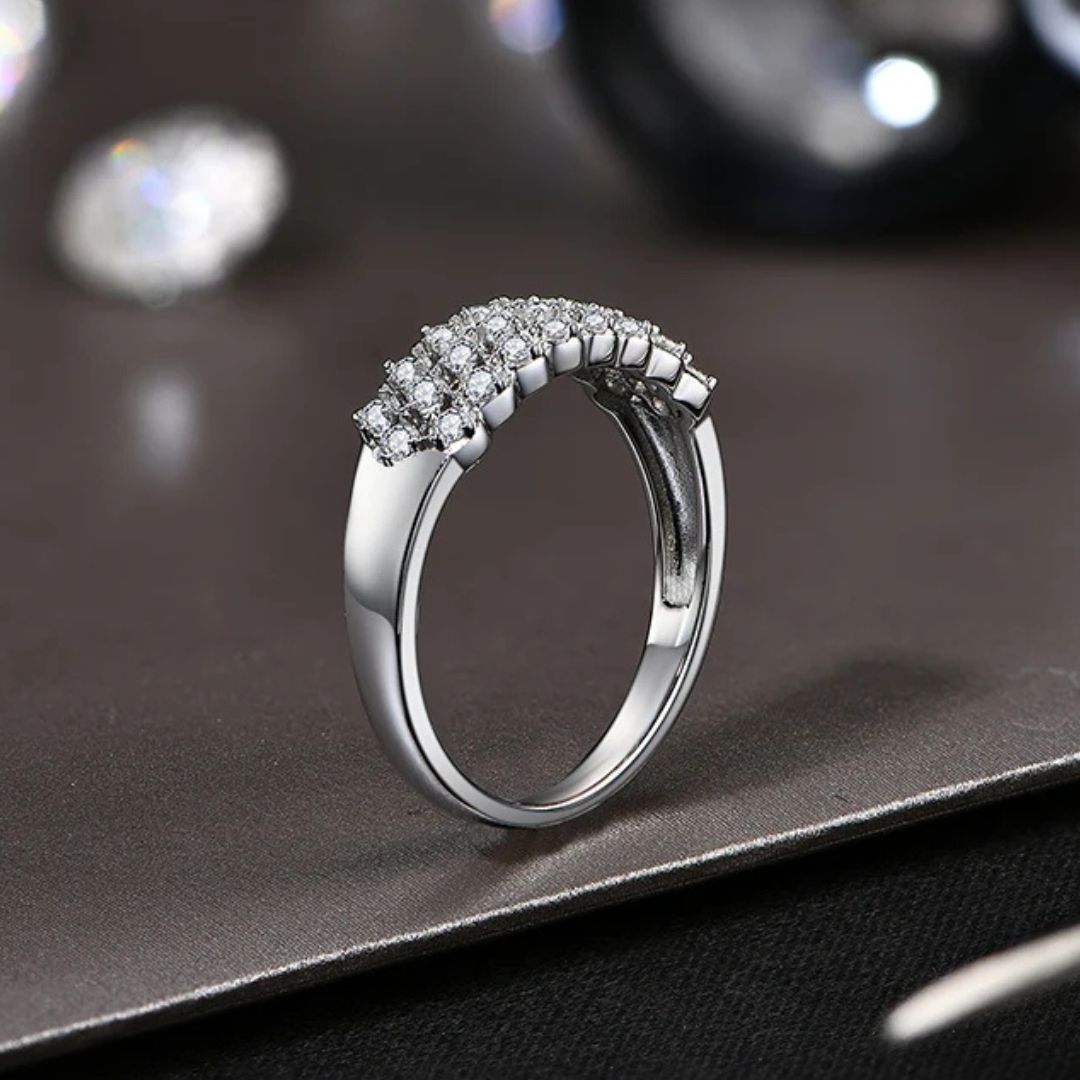 Celeste Spark - Moissanite Ring met 14k Goldplating