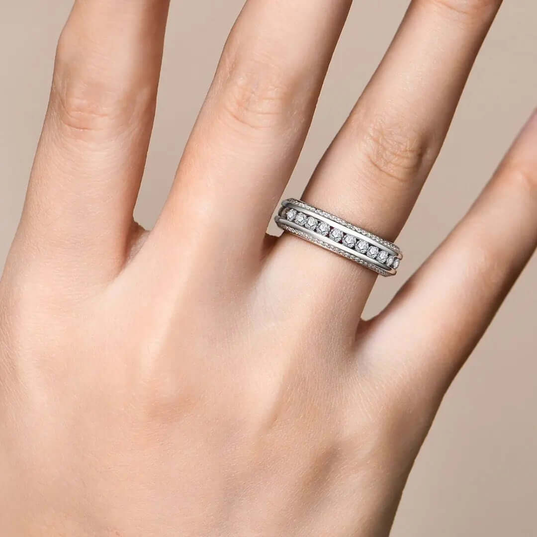Elysian di Luce – Moissanite Ring Amora Maison