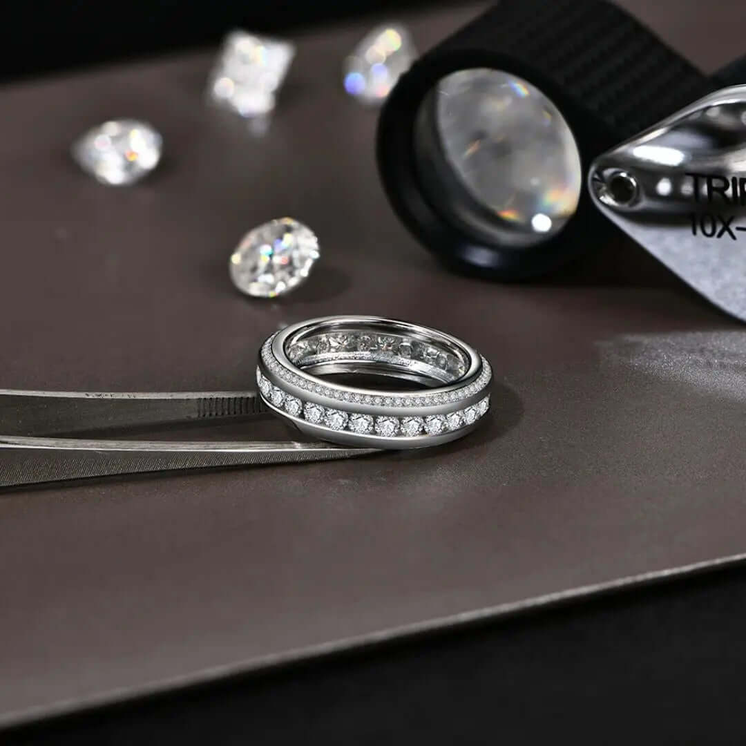 Elysian di Luce – Moissanite Ring Amora Maison