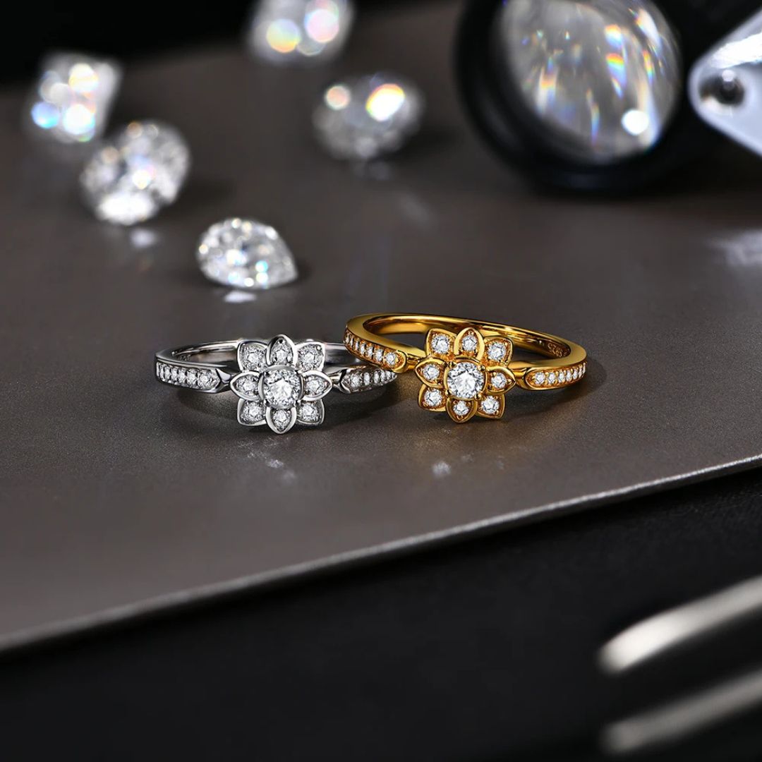 Flora Brilliance - S925 Zilveren Moissanite Bloem Ring Dames 0.3CT