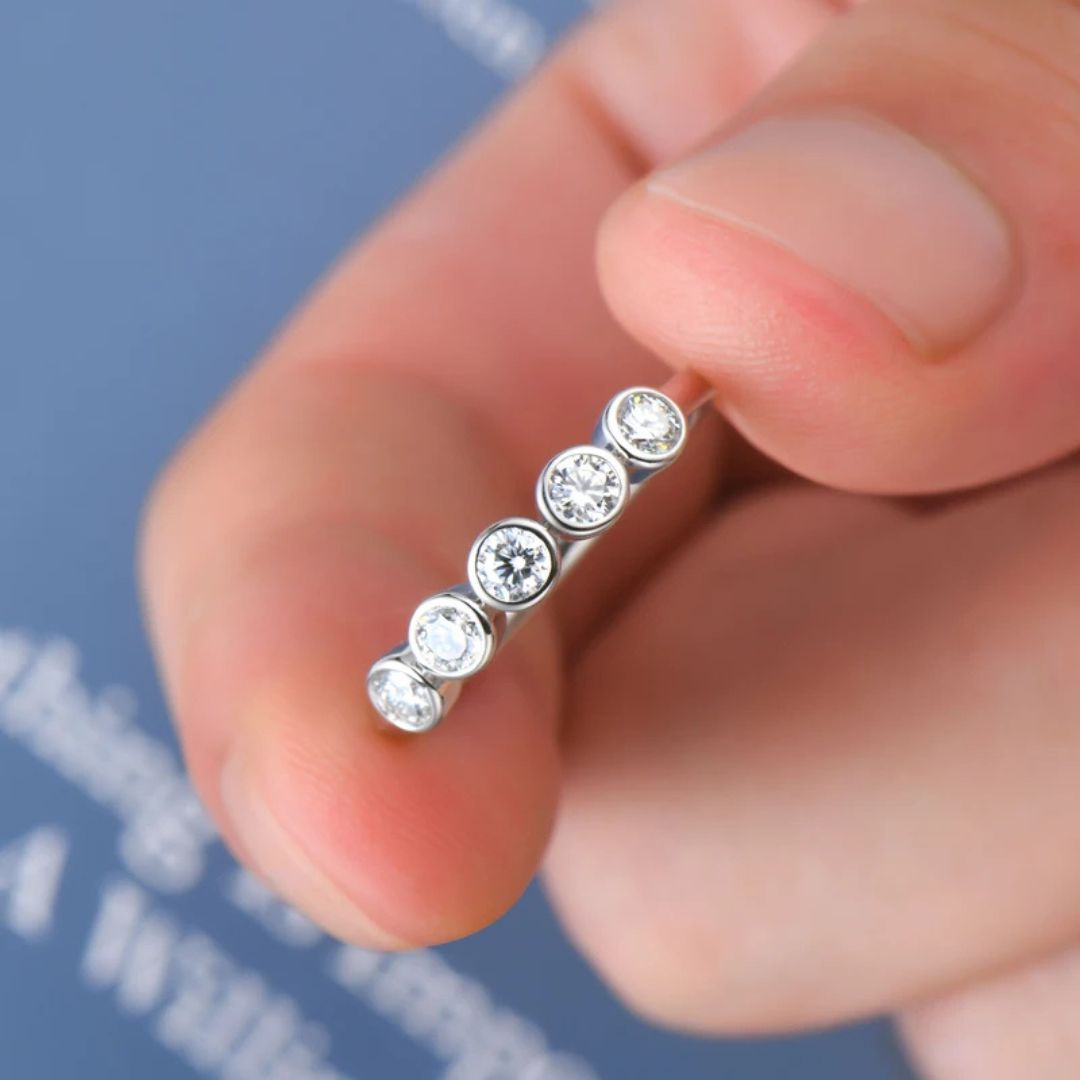 Lunette Glow - 925 Zilveren Moissanite 5-Steen Ring Dames 0.5CT