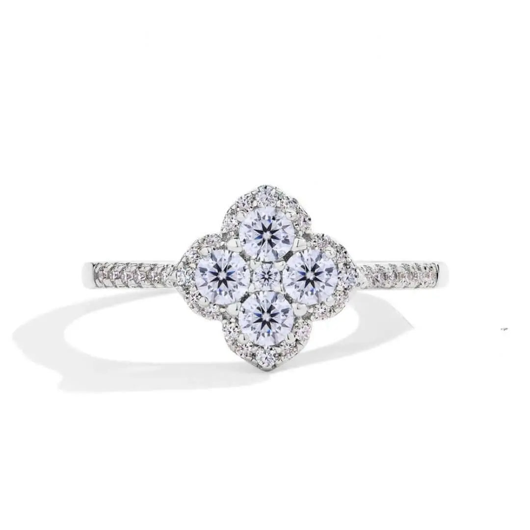 Noire Fortune – Klavervormige Moissanite Ring Amora Maison
