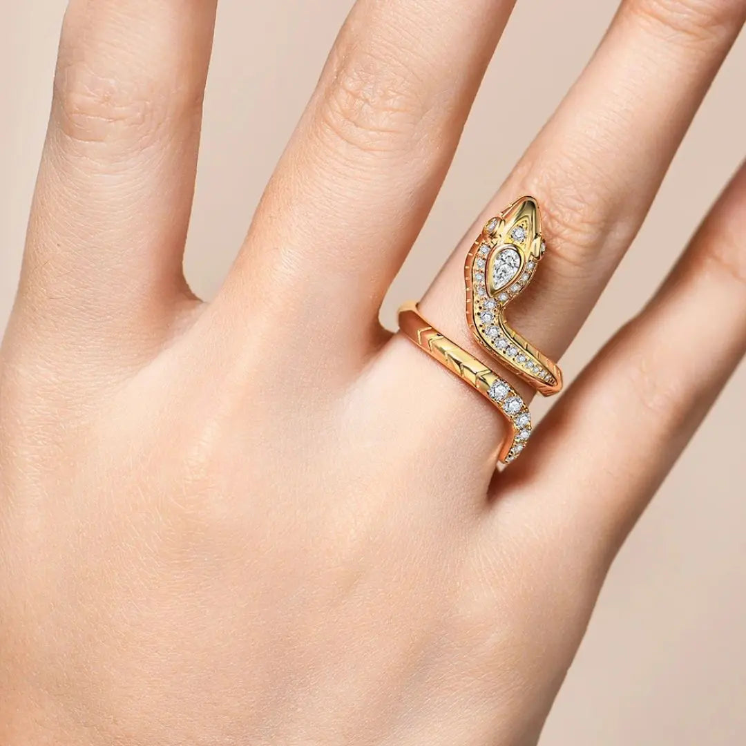 Orion Serpent - Moissanite Ring met 14k Goldplating Amora Maison