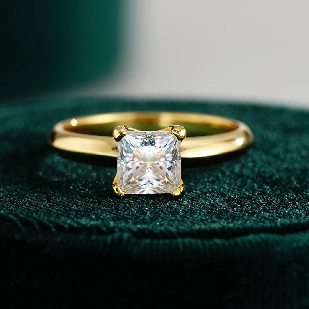 RegalSquare - 18k Goldplated S925 Zilveren Moissanite Verlovingsring Dames 1CT
