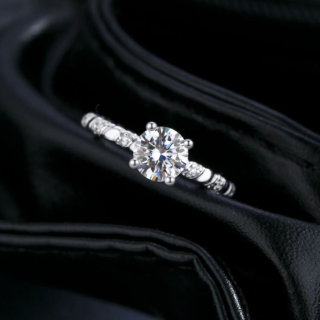 Twist Éclat - S925 Zilveren Moissanite en Zirkonia Ring Dames 1CT