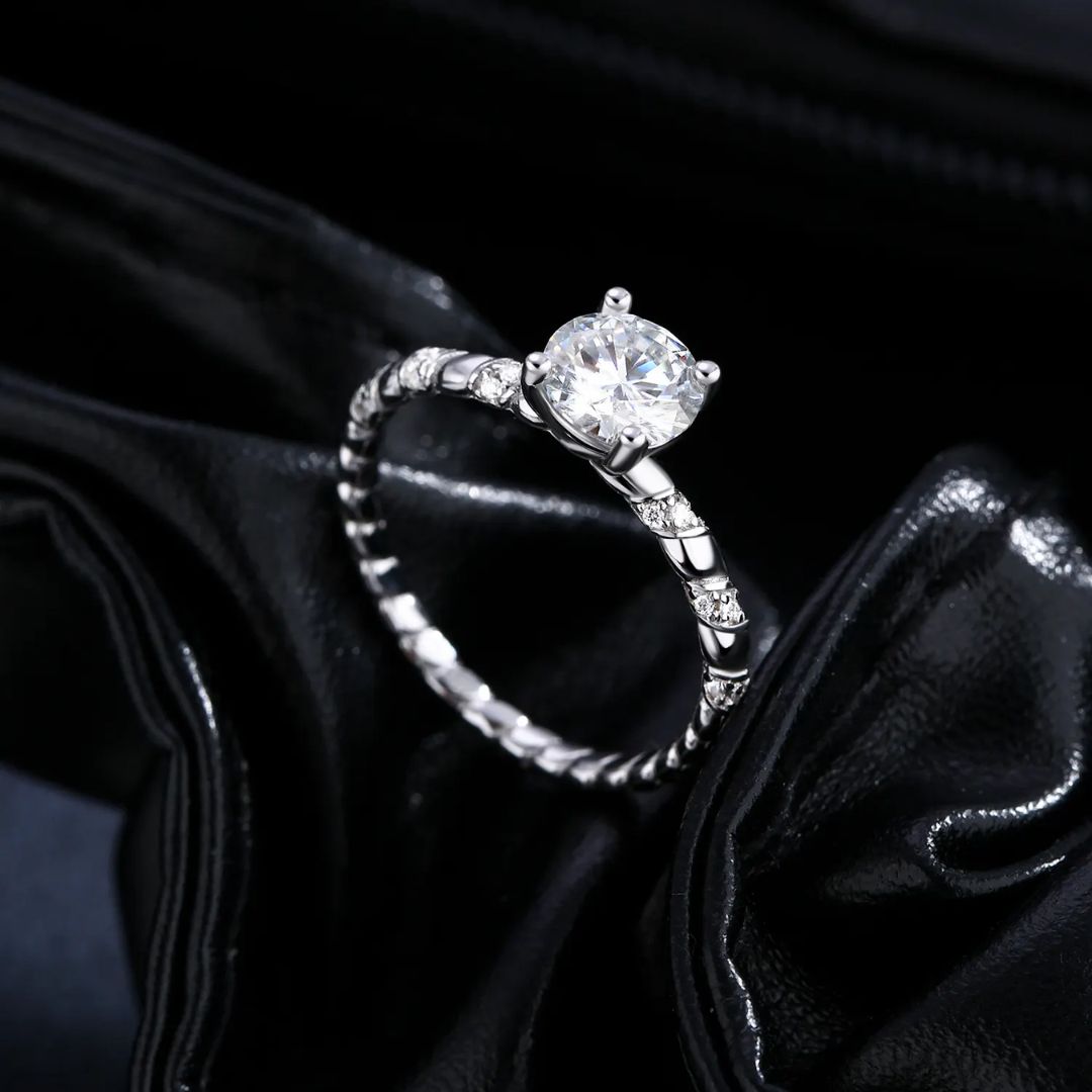 Twist Éclat - S925 Zilveren Moissanite en Zirkonia Ring Dames 1CT