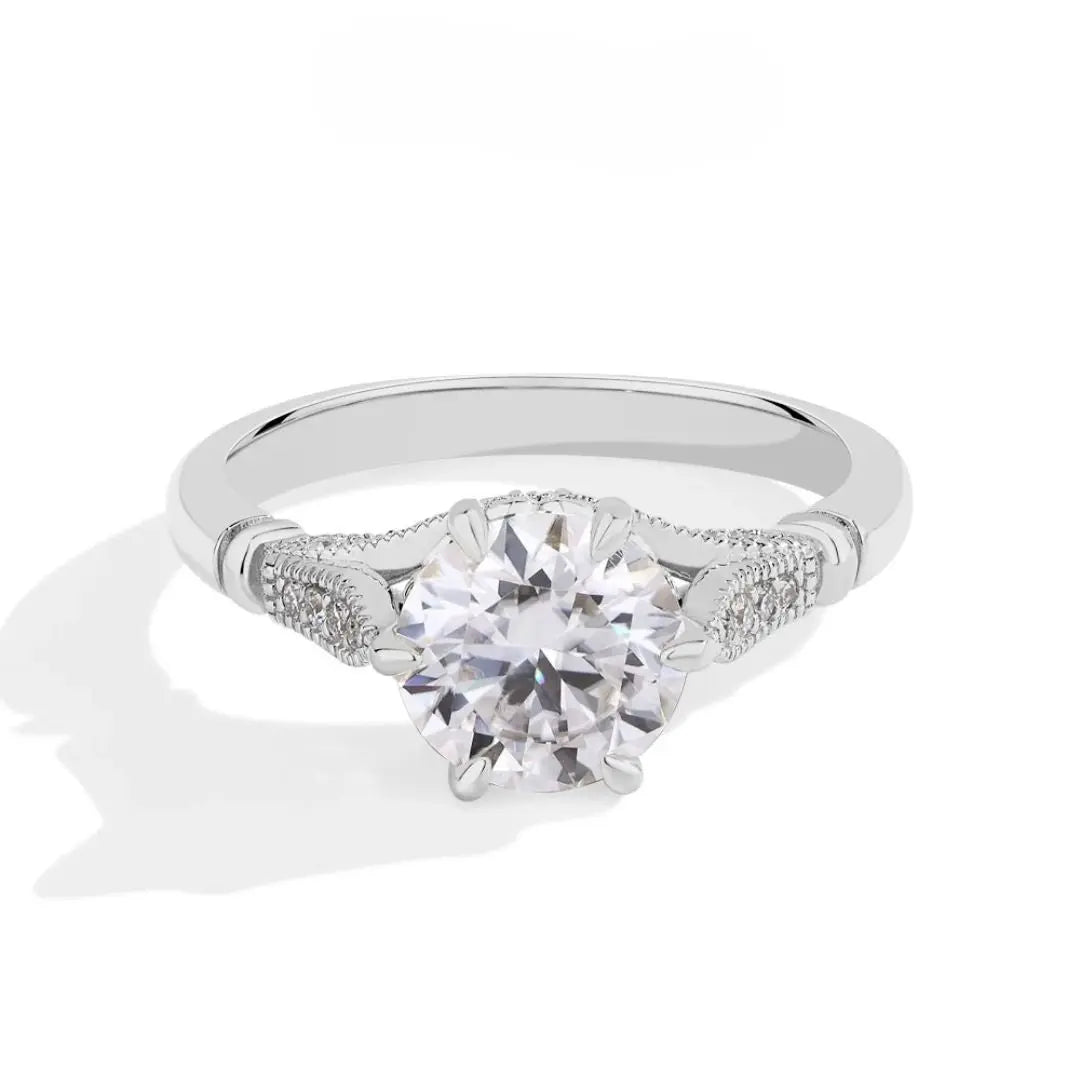 Victoria Divine - Round Cut Luxe Moissanite Ring Amora Maison