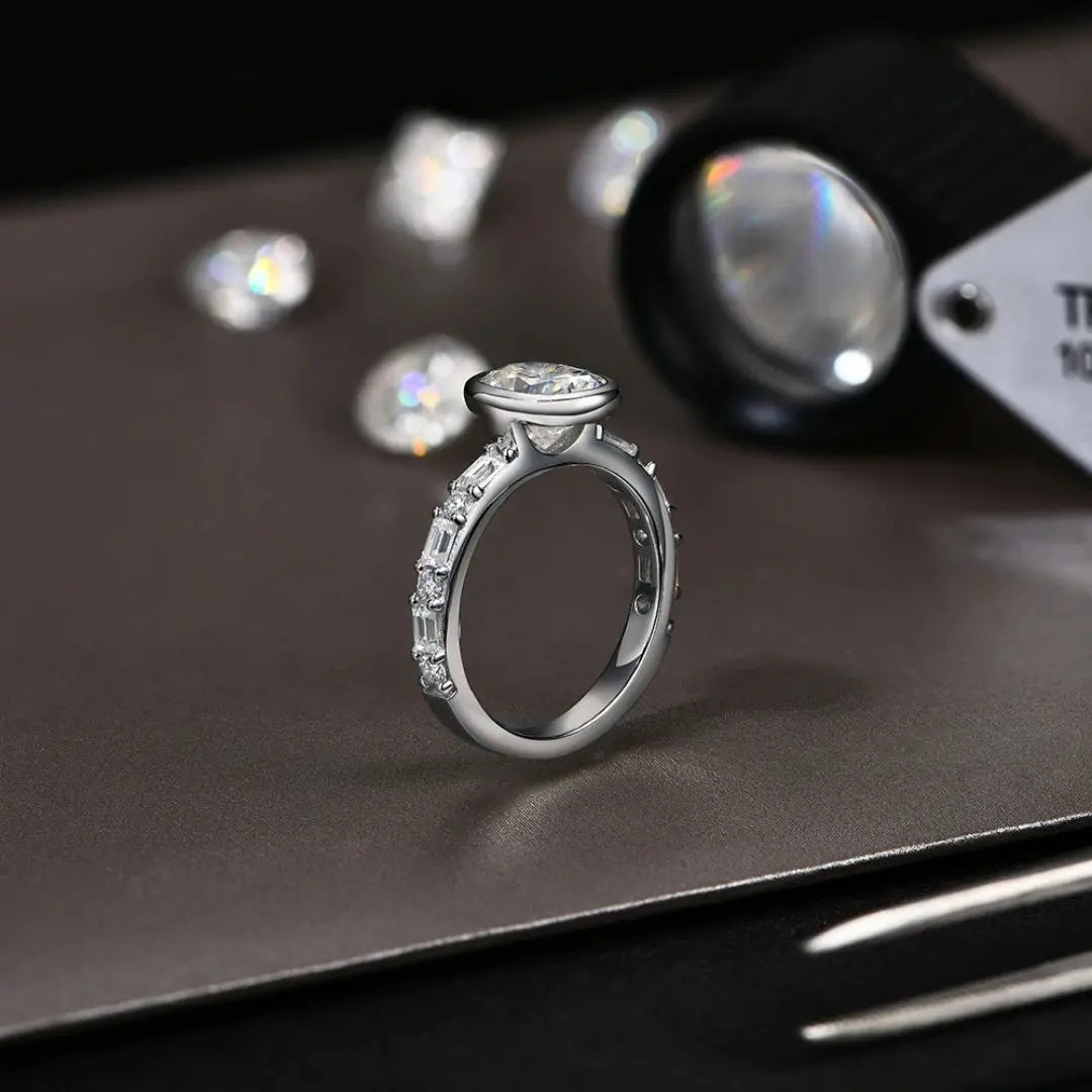 Aurelia Ovale – Luxe Moissanite Ring Amora Maison