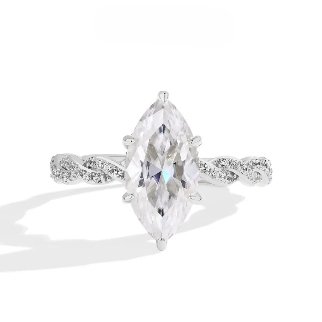 Luminara Marquise - Goldplated High-end Moissanite Ring Amora Maison