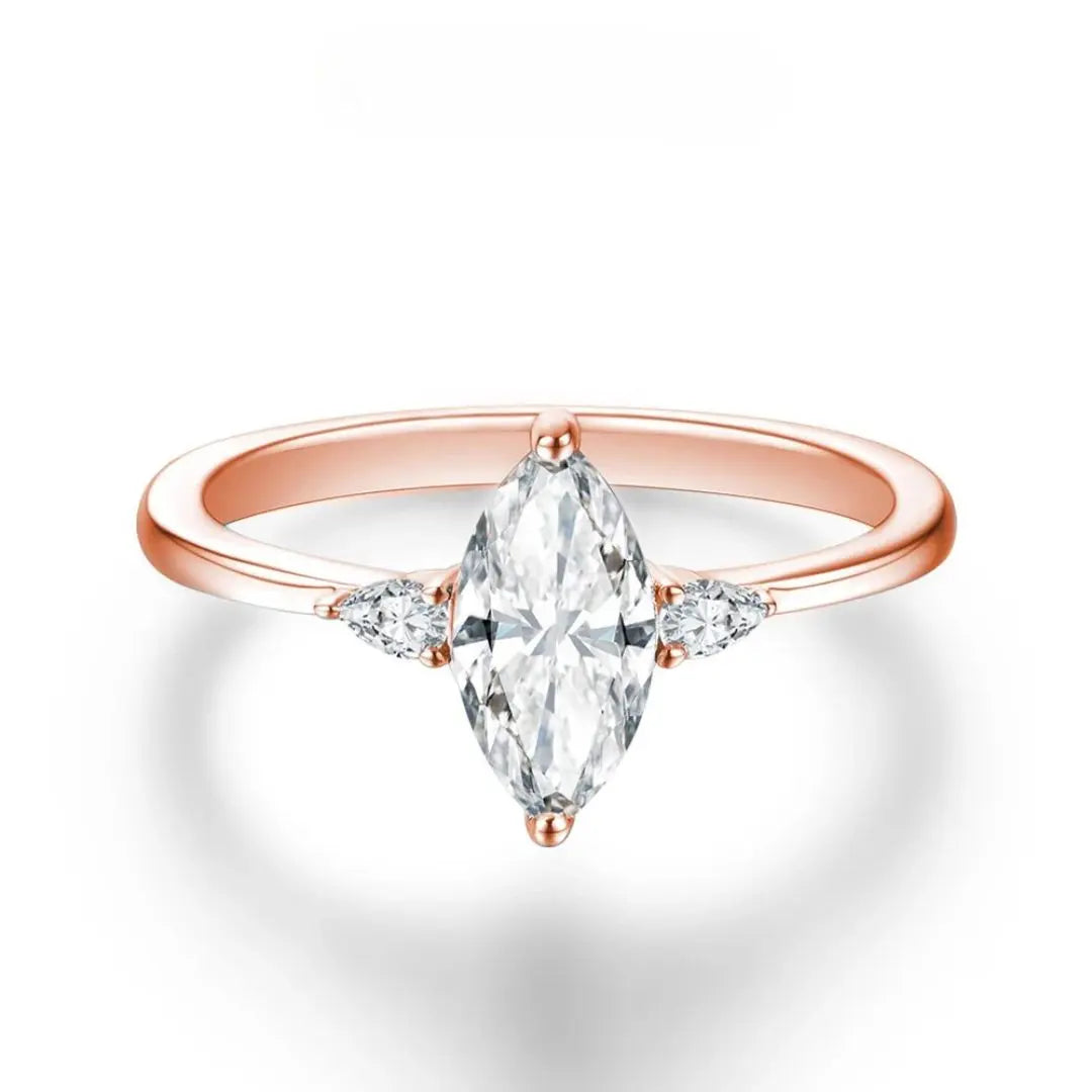 Majestic Marquise - Moissanite Verlovingsring Amora Maison