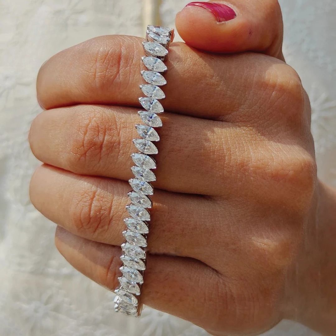 Majestic Aurora - Koninklijke 16CT Moissanite Armband