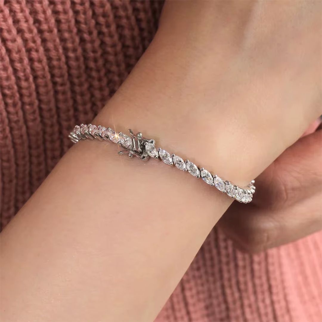 Majestic Aurora - Koninklijke 16CT Moissanite Armband
