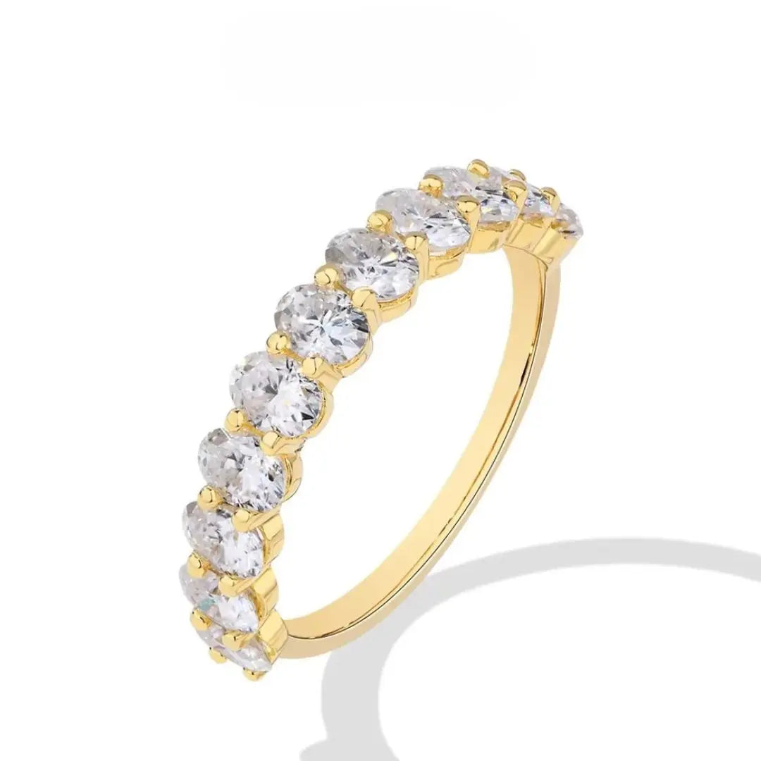 Éternelle D'or – 18K Massief Gouden Moissanite Ring Amora Maison